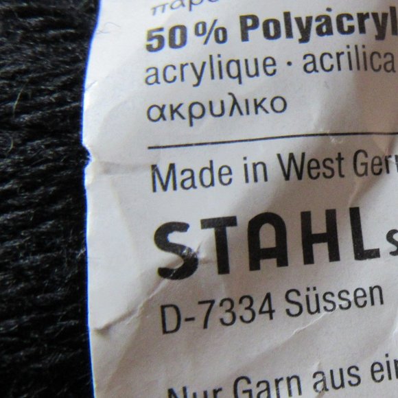 10 Skeins Stahl Wolle - Sport, Black, 50 Gm ea, Wool Blend - Picture 2 of 4